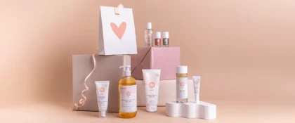 Gamme de soins dermo- cosmétiques et traitements capillaires naturels pour cuirs chevelus fragilisés, sans produits toxiques, favorisant la repousse et le confort cutané post-traitement.